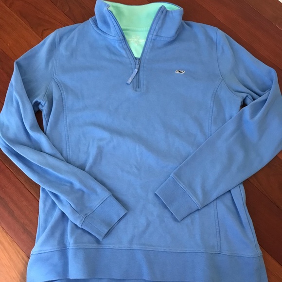 Vineyard Vines Tops - Vineyard Vines pullover